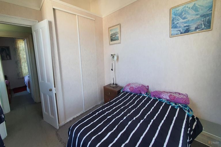 Photo of property in 5 Edward Street, Waimate, 7924