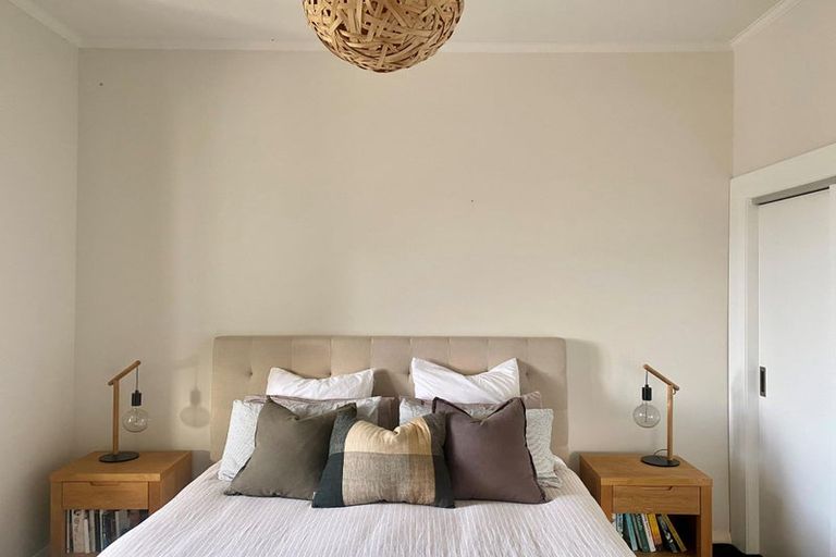 Photo of property in 135 Volga Street, Island Bay, Wellington, 6023