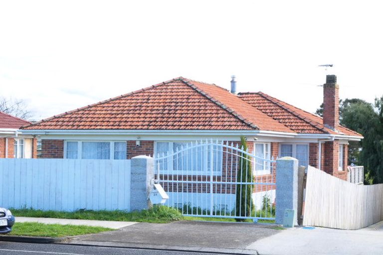 Photo of property in 33 Milton Road, Papatoetoe, Auckland, 2024