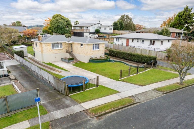 Photo of property in 28 Station Street, Tirau, 3410