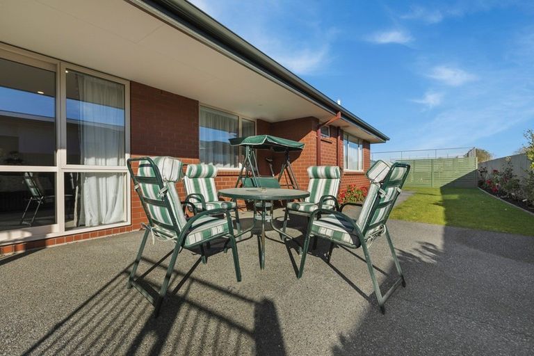 Photo of property in 30 Palmers Road, New Brighton, Christchurch, 8083