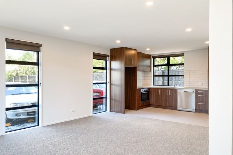 Photo of property in 3/91 Springfield Road, St Albans, Christchurch, 8014