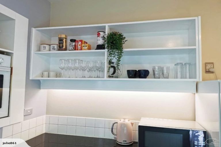 Photo of property in 13 Mckerrow Place, Sunshine Bay, Queenstown, 9300