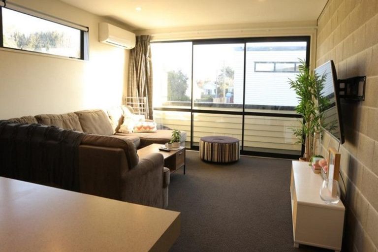 Photo of property in 9b Tonks Street, North New Brighton, Christchurch, 8083
