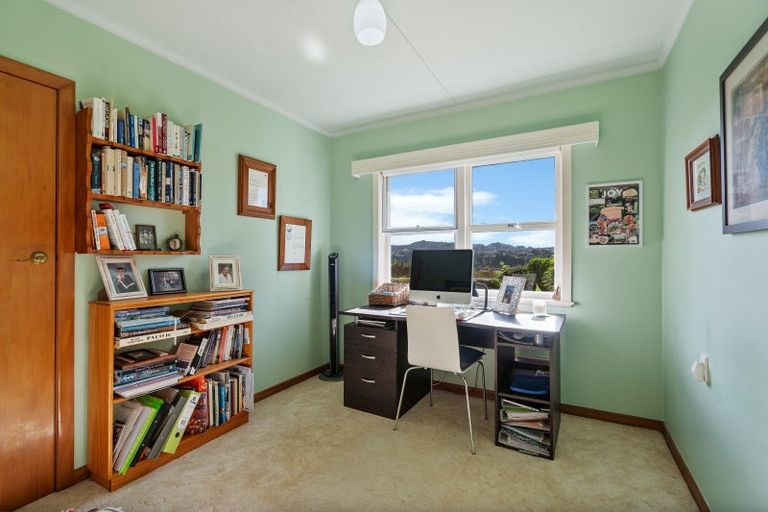 Photo of property in 6 George Point Road, Onerahi, Whangarei, 0110