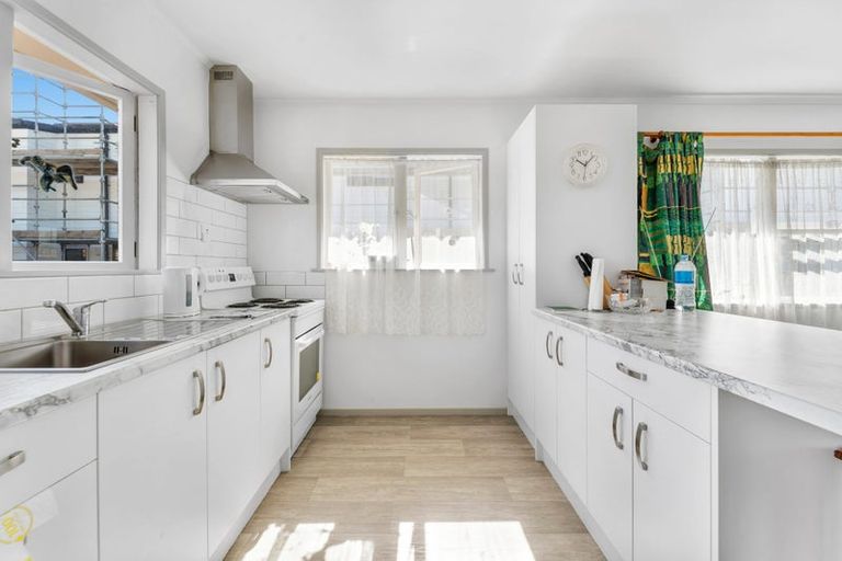 Photo of property in 148 Hall Avenue, Favona, Auckland, 2024