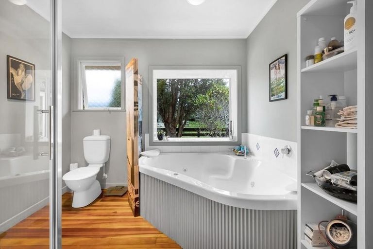 Photo of property in 1283 Mangorei Road, Mangorei, New Plymouth, 4371