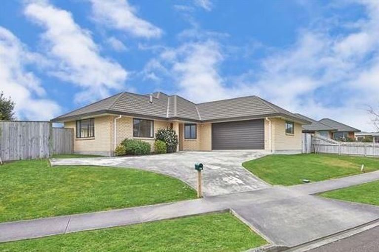 Photo of property in 157 Pacific Drive, Fitzherbert, Palmerston North, 4410
