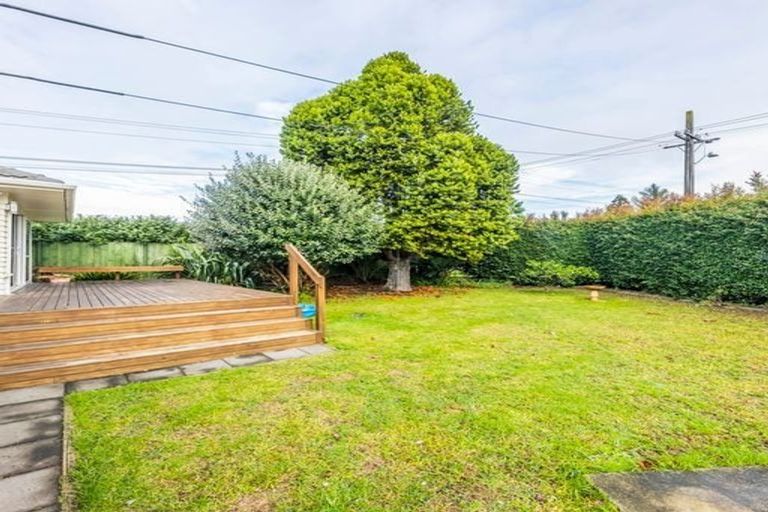 Photo of property in 2 Orakau Road, Mangere East, Auckland, 2024