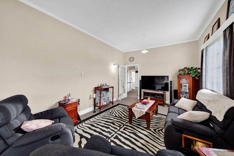 Photo of property in 19 Kapuni Street, Manaia, 4612