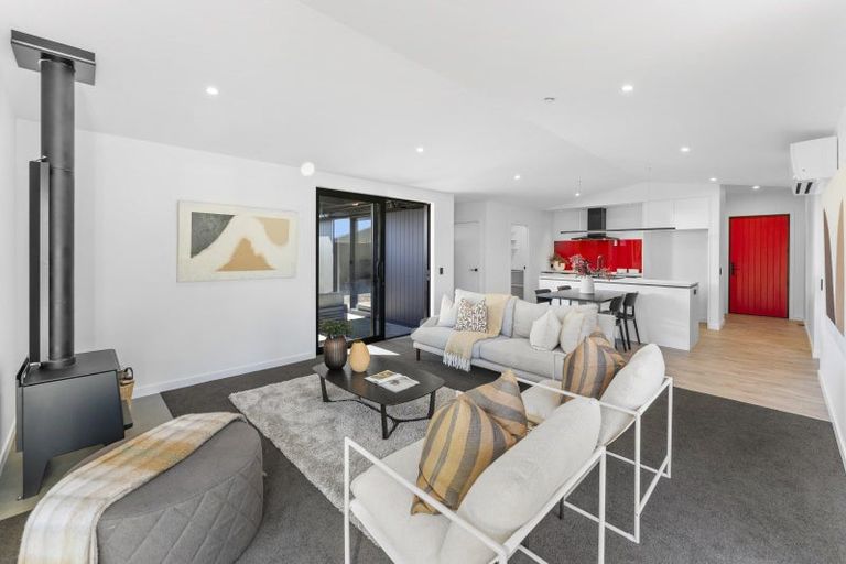 Photo of property in 4 Louden Place, Wakefield, 7025