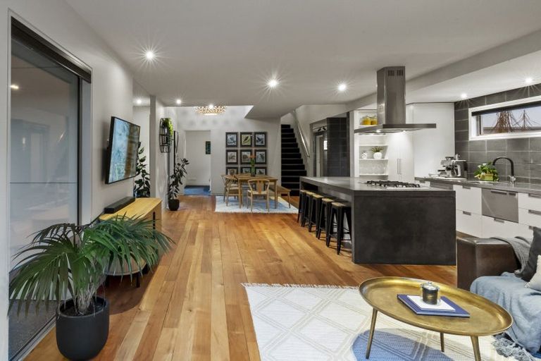 Photo of property in 17 Mathias Terrace, Arthurs Point, Queenstown, 9371