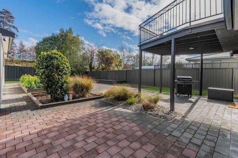 Photo of property in 79 Kinmont Crescent, Kinmont Park, Mosgiel, 9024