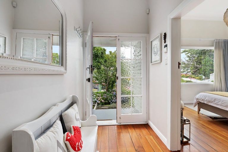 Photo of property in 43 Washington Avenue, Brooklyn, Wellington, 6021