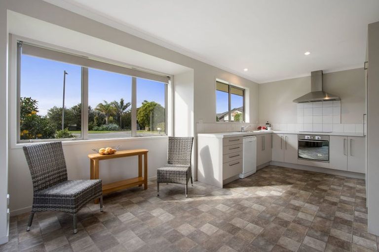 Photo of property in 21 Hoggard Place, Katikati, 3129