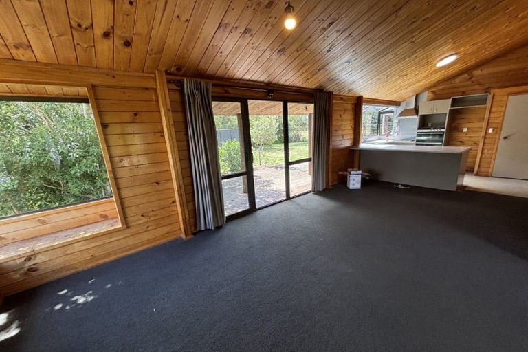 Photo of property in 36 Karaka Street, Tokomaru, Palmerston North, 4474