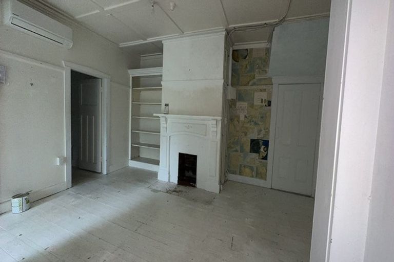 Photo of property in 15 Queens Parade, Devonport, Auckland, 0624