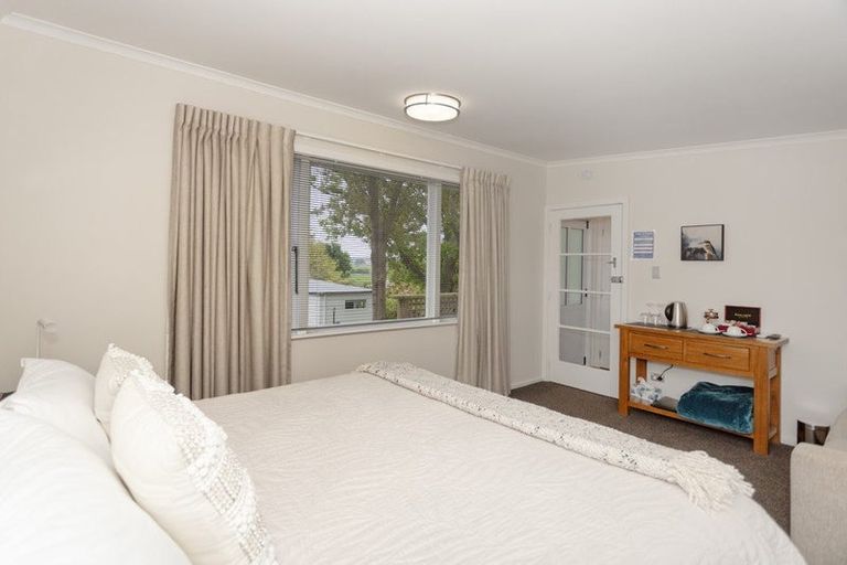 Photo of property in 33 Wellington Street, Enfield, Oamaru, 9491