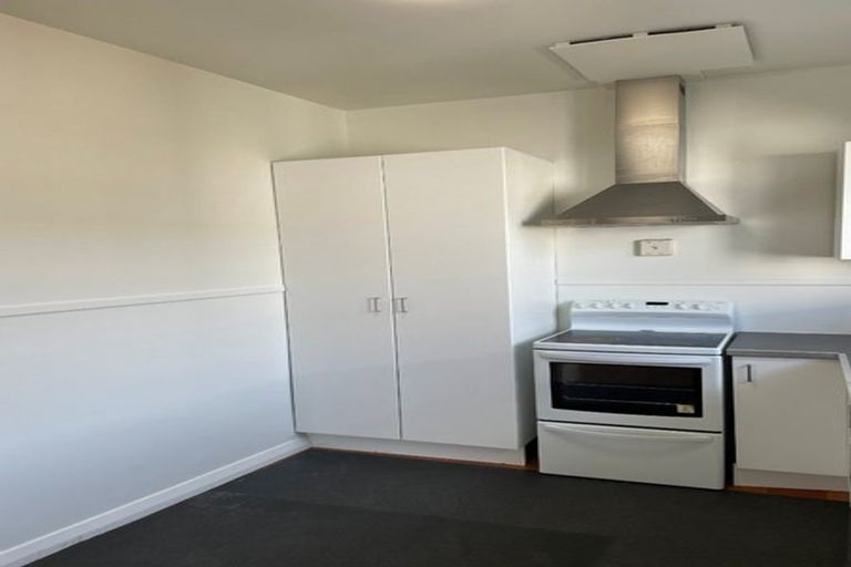 Photo of property in 1/91 Yaldhurst Road, Sockburn, Christchurch, 8042