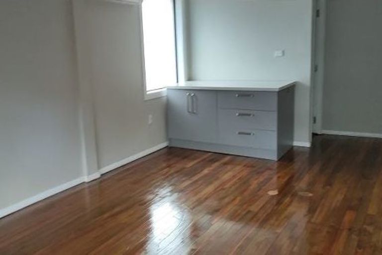 Photo of property in 35 Cockerell Street, Brockville, Dunedin, 9011