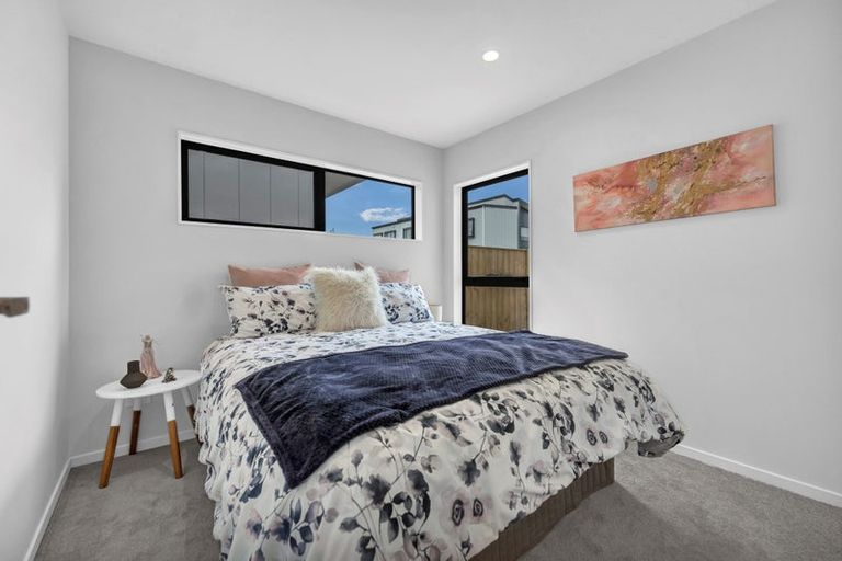 Photo of property in 2 Military Lane, Papakura, 2110