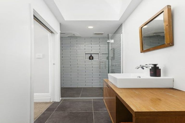 Photo of property in 40 Stanley Street, Berhampore, Wellington, 6023