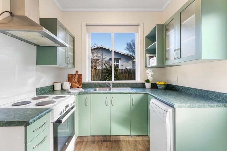 Photo of property in 72 Great North Road, Saint Johns Hill, Whanganui, 4500