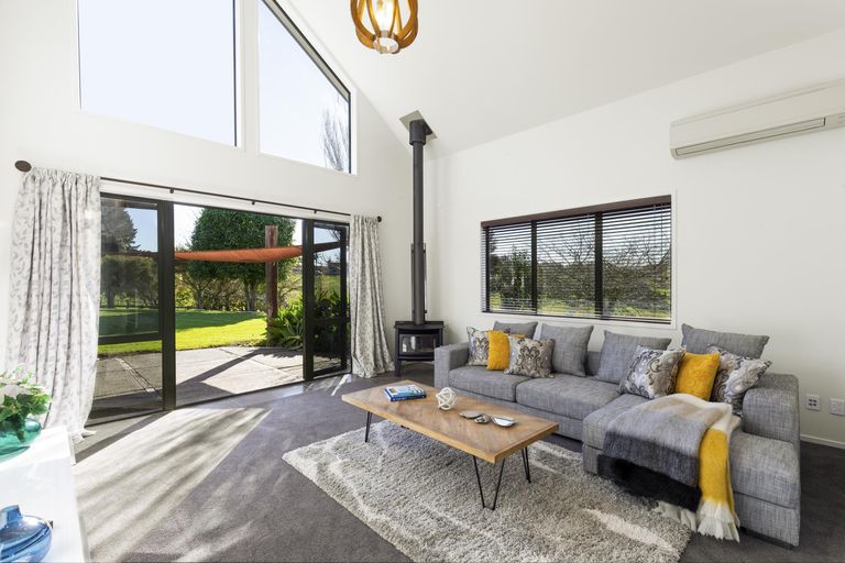 Photo of property in 56 Nandina Lane, Pukekohe, 2120