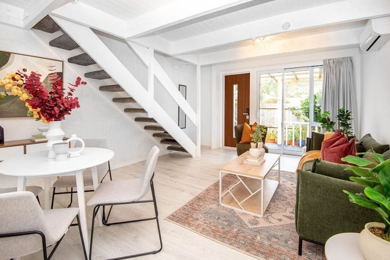 Photo of property in 22a Ranelagh Street, Karori, Wellington, 6012