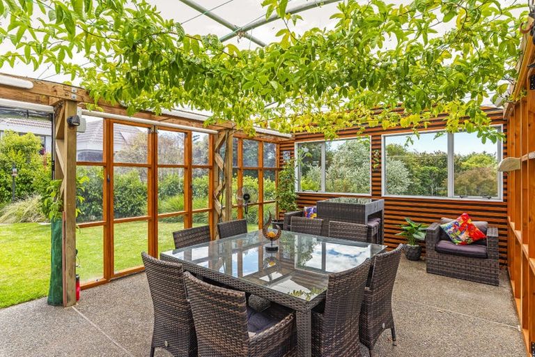 Photo of property in 37 Wood Leigh, Paraparaumu Beach, Paraparaumu, 5032