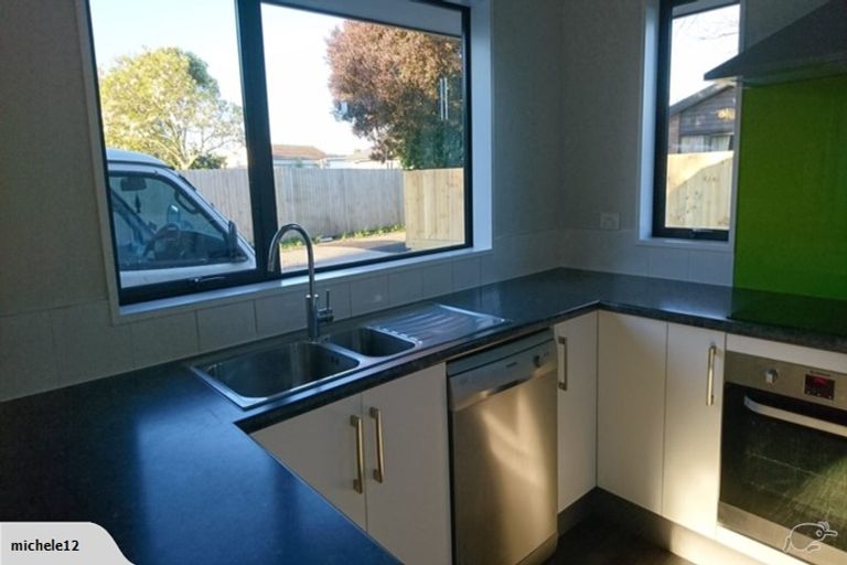 Photo of property in 94 Palmers Road, New Brighton, Christchurch, 8083