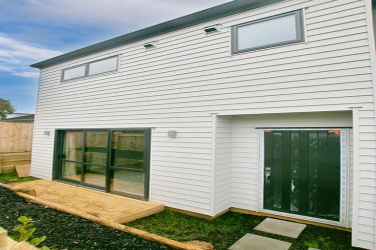 Photo of property in 82f Salisbury Road, Birkdale, Auckland, 0626