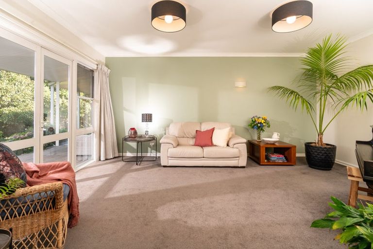 Photo of property in 358 Ngarara Road, Waikanae, 5391