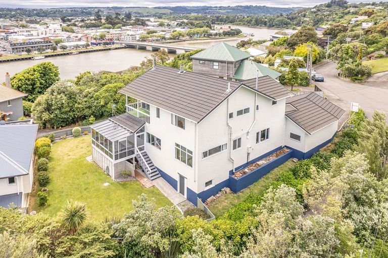 Photo of property in 70 Hipango Terrace, Durie Hill, Whanganui, 4500
