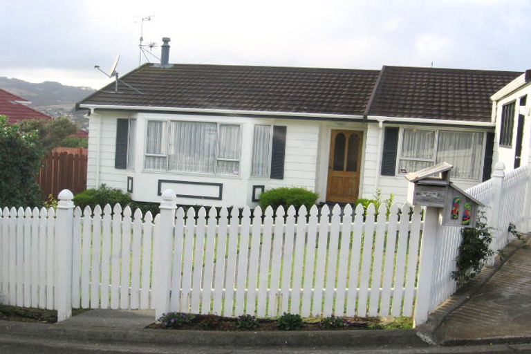 Photo of property in 25 Cambrian Street, Churton Park, Wellington, 6037