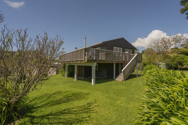 Photo of property in 4 Grierson Close, Hahei, Whitianga, 3591