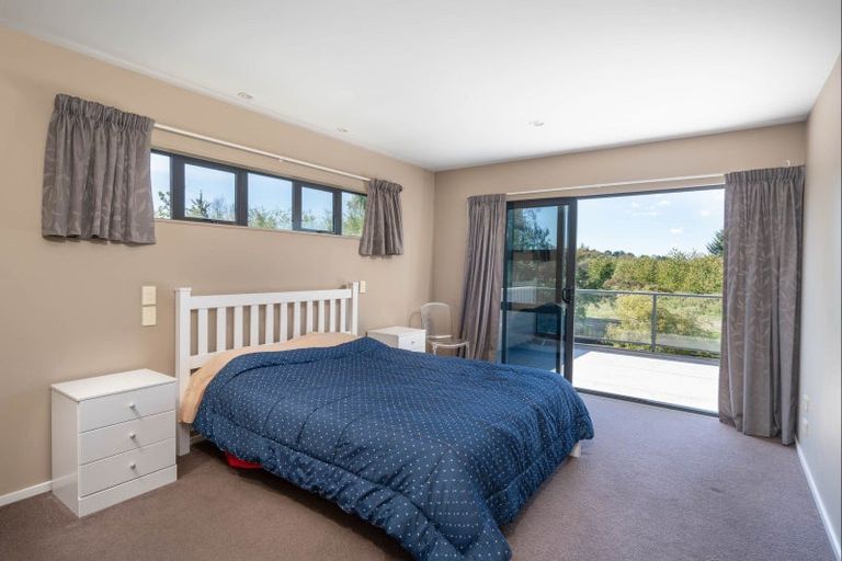 Photo of property in 2/9 Alberta Street, Acacia Bay, Taupo, 3330
