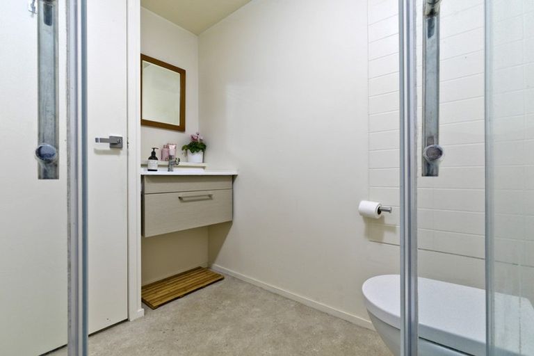 Photo of property in 5/66 Victoria Road, Devonport, Auckland, 0624