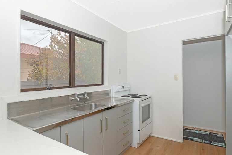 Photo of property in 4 Bulli Street, Riverdale, Gisborne, 4010