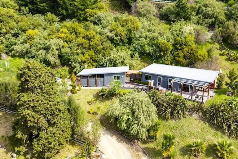 Photo of property in 330 Hill Road, Eskdale, Napier, 4182