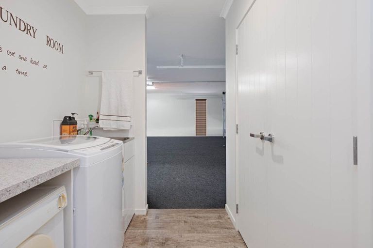 Photo of property in 10 Sophora Place, Papamoa Beach, Papamoa, 3118