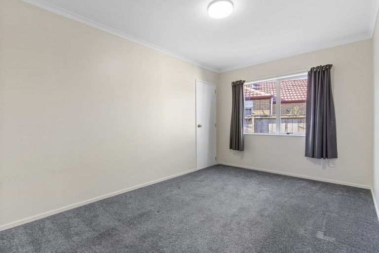 Photo of property in 3 Hibernian Drive, Ranui, Auckland, 0612