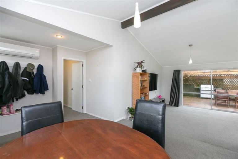 Photo of property in 32a Camellia Avenue, Bell Block, New Plymouth, 4312