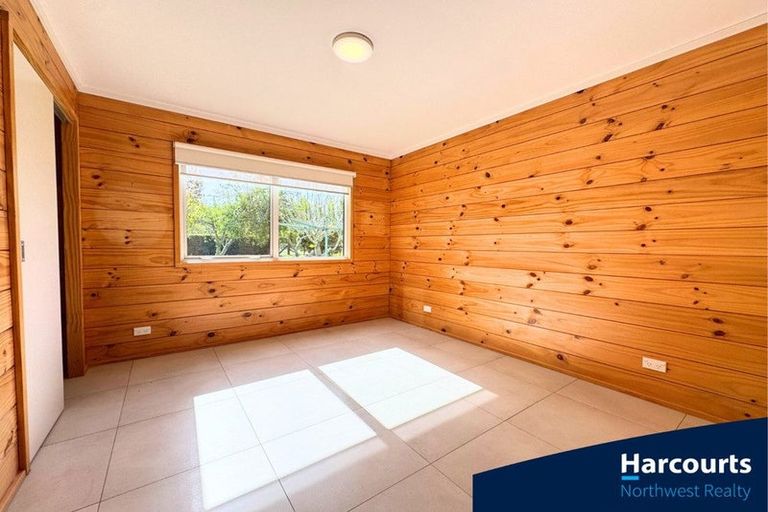 Photo of property in 26 Riverlea Road, Whenuapai, Auckland, 0618