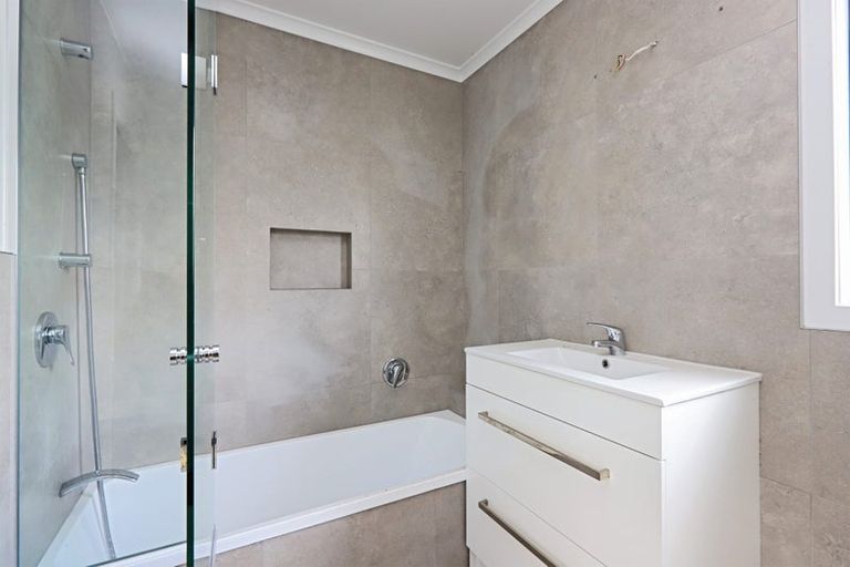 Photo of property in 5 Arklow Place, Flaxmere, Hastings, 4120