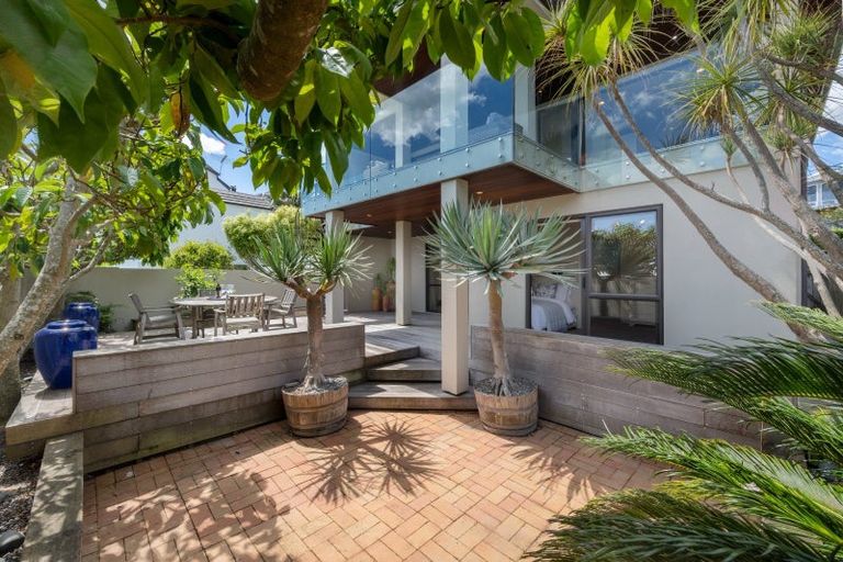 Photo of property in 1/13 Takutai Avenue, Bucklands Beach, Auckland, 2012