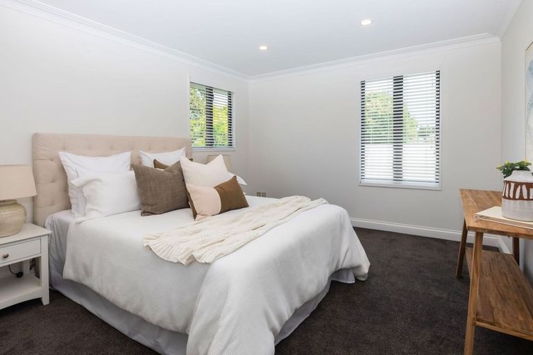 Photo of property in 16 Makora Street, Fendalton, Christchurch, 8041