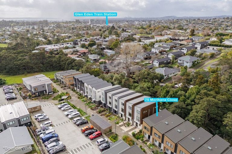 Photo of property in 75 Morihana Close, Glen Eden, 0602