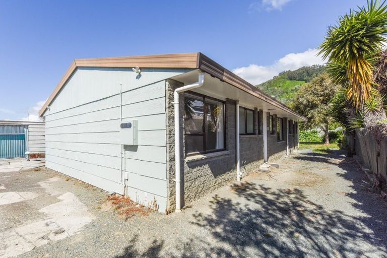 Photo of property in 2/131 Tipahi Street, Nelson South, Nelson, 7010