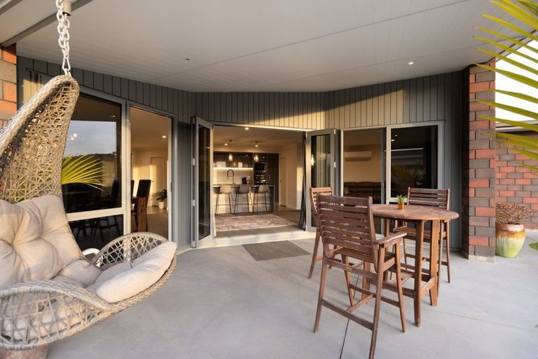 Photo of property in 20 Rochfort Crescent, Pyes Pa, Tauranga, 3112